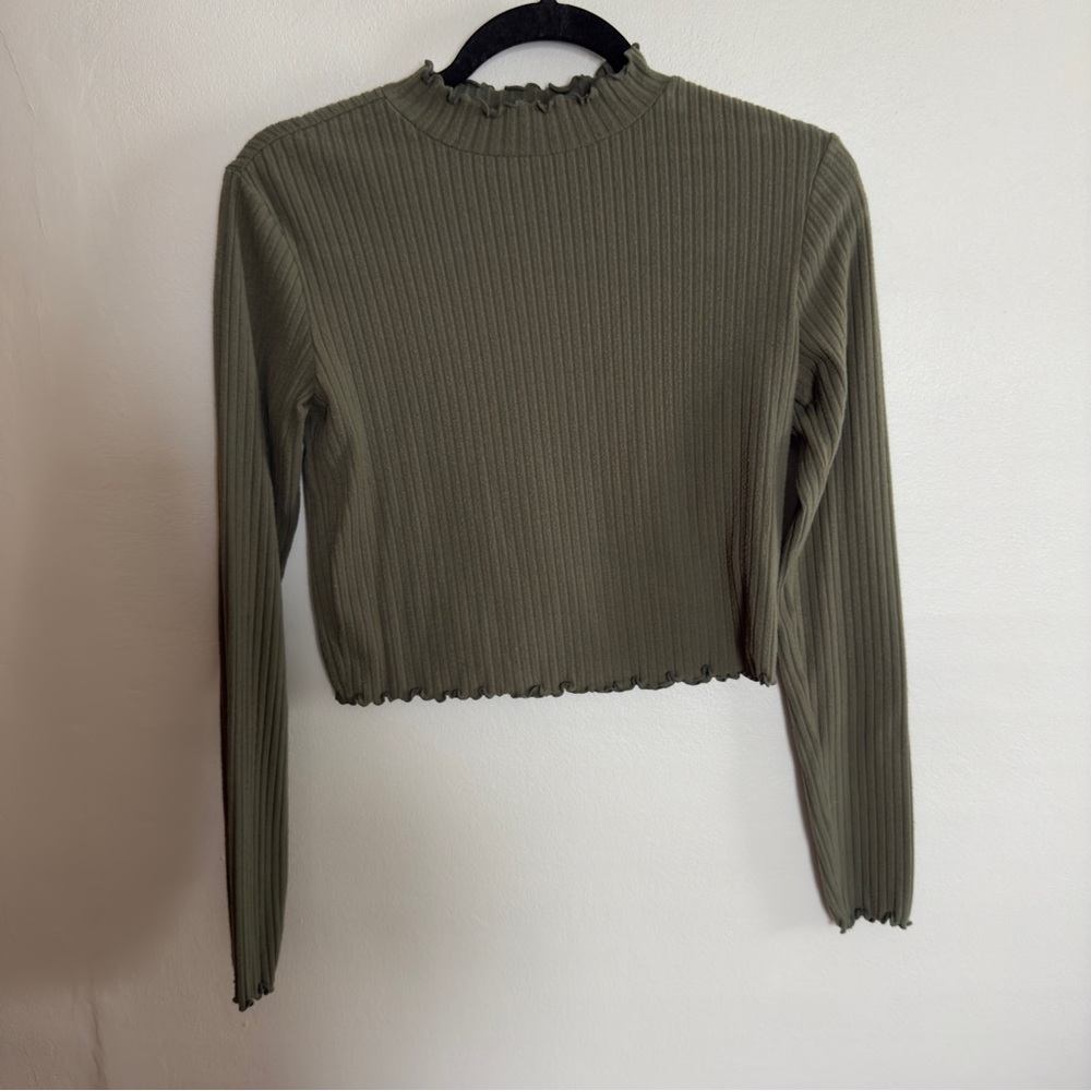 Cropped mock neck long sleeve